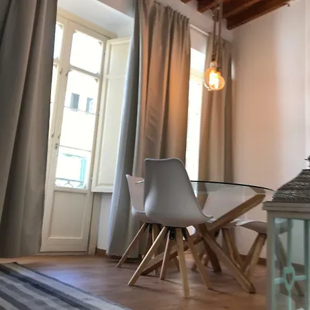 Luxury Center Apartment *